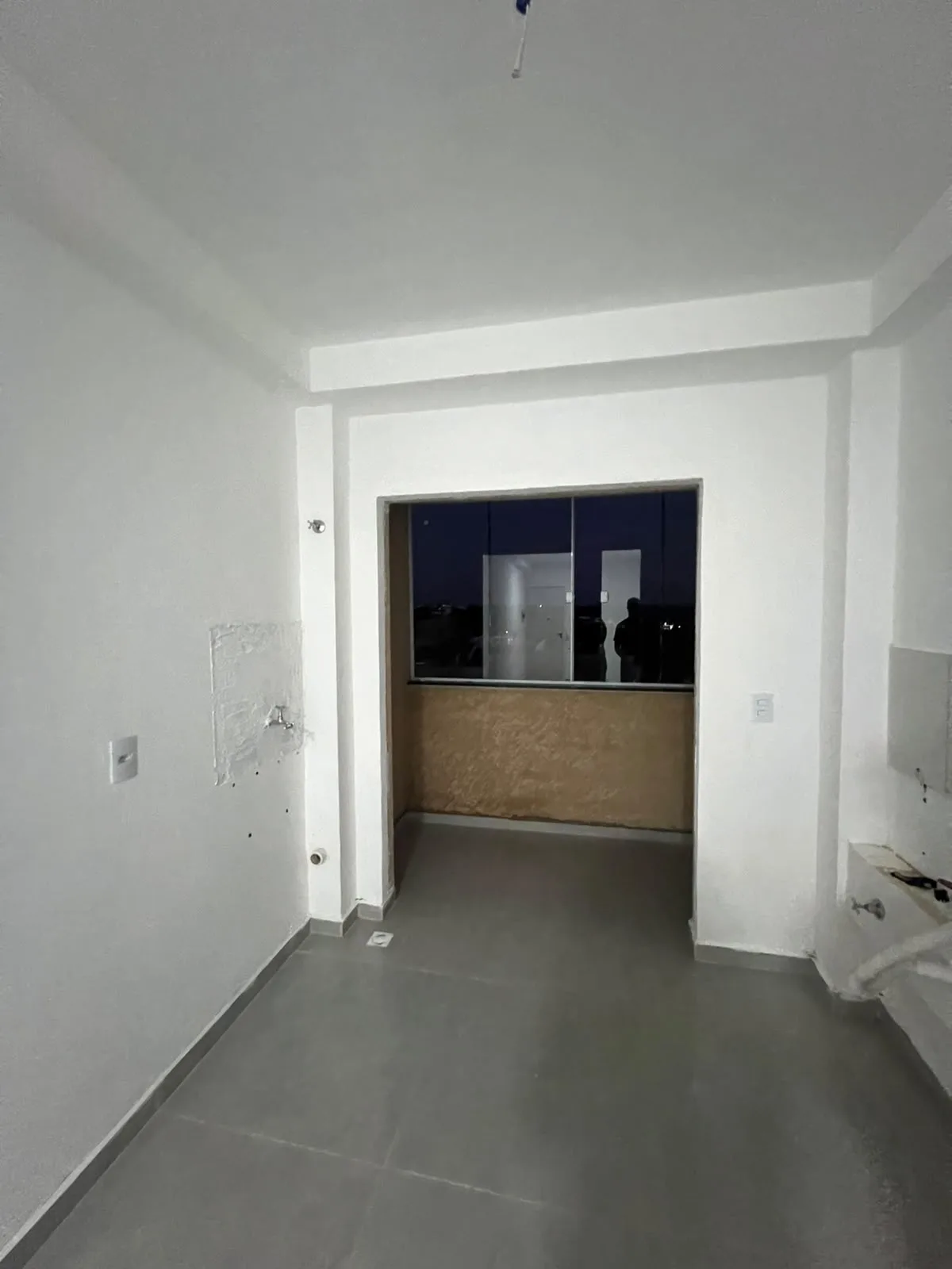 APARTAMENTO NOVO PRÓXIMO DO CENTRO