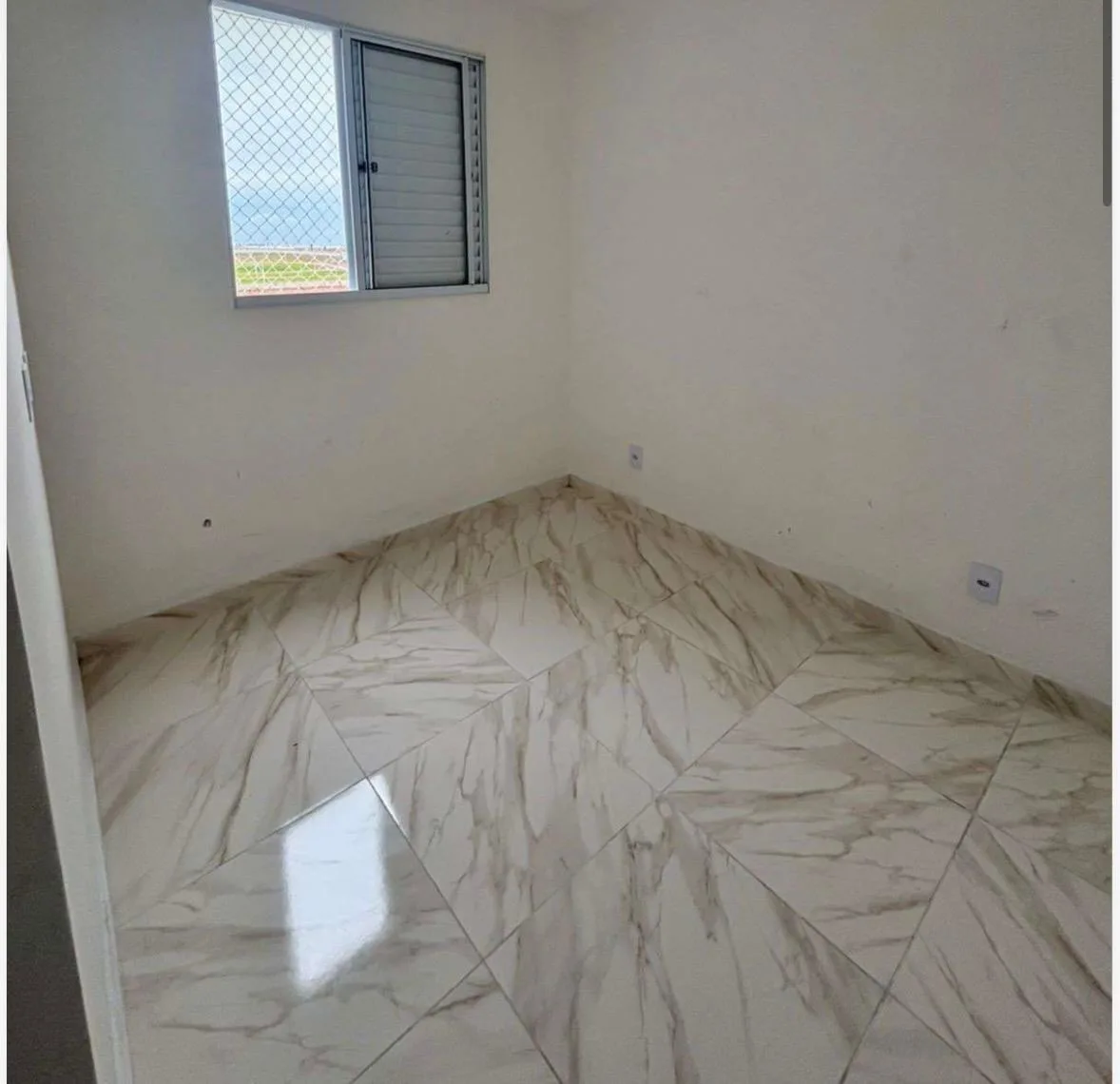APARTAMENTO PORTAL TORRES DE NOVARA COD-002