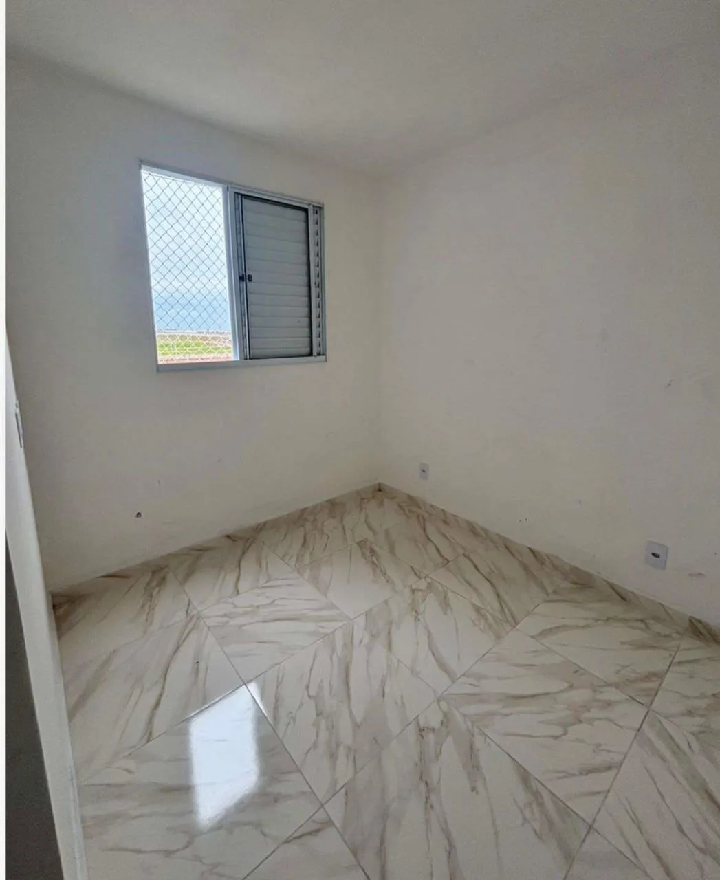 APARTAMENTO PORTAL TORRES DE NOVARA COD-002