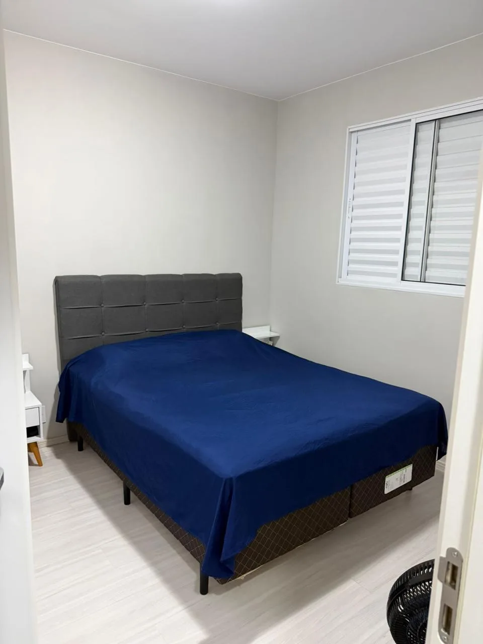 APARTAMENTO SEMI-MOBILIADO DE FRENTE AO SESI